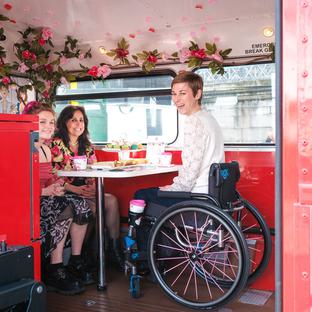 Afternoon tea london bus tour wheelchair friendly 2